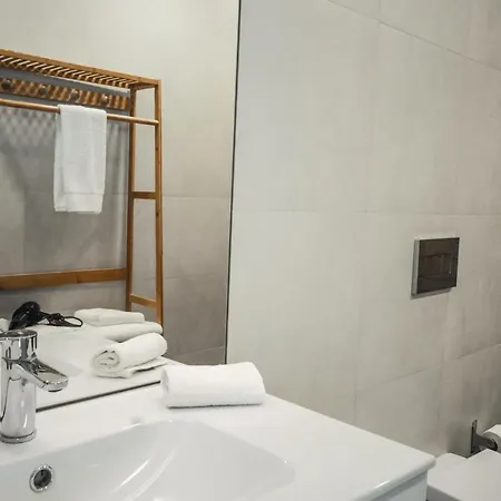 Aljube Residences I - Novo, Com Terraco, Centro Pdl Ponta Delgada